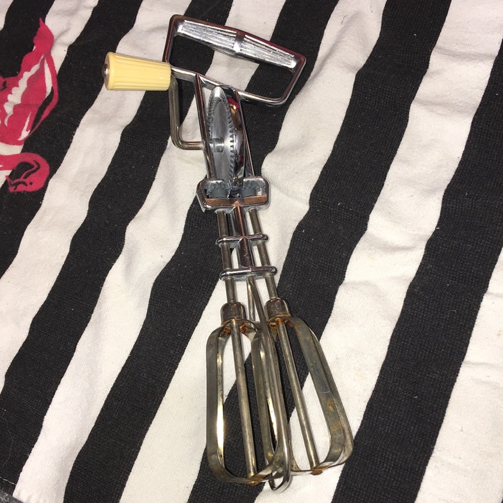 Farmhouse vintage egg beater mixer - Picture 6 of 6